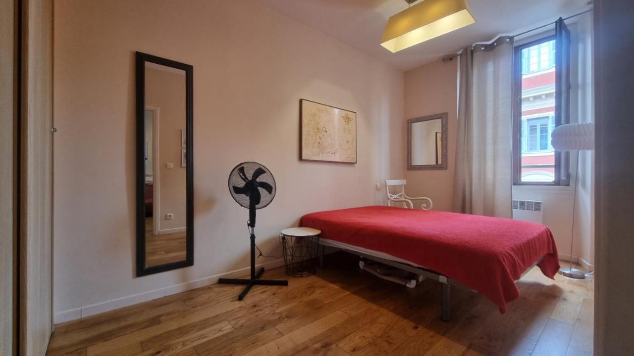 Appartement En Plein Coeur De Vieille Nice Exterior foto